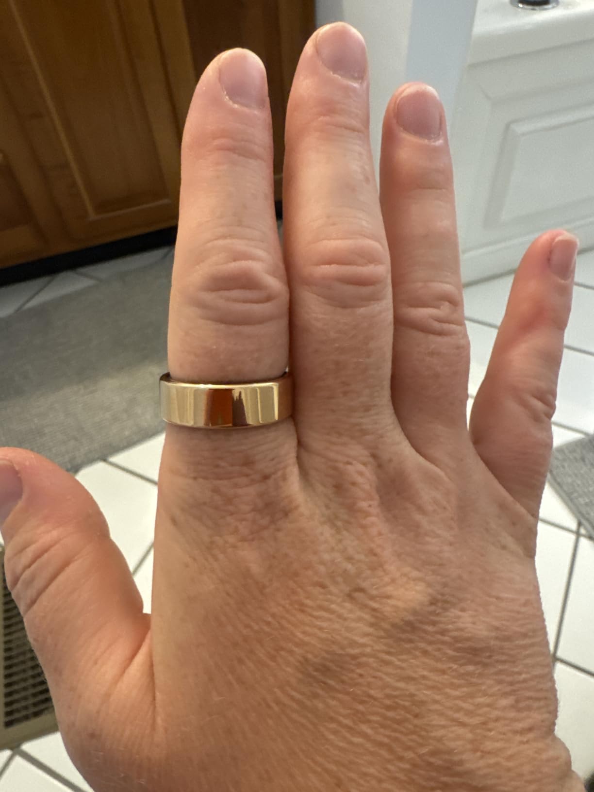 Smart Ring with Sleep Monitoring, Step Counting, Heart Rate, Blood Oxygen for iOS and Android, No Subscription Fee, IP68 Waterproof Health Tracker (Silver, 9) customer photo 2